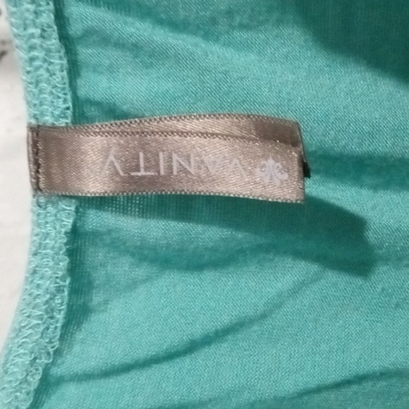 Vanity women's top large - Picture 3 of 4